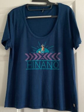 Hinano Navy Graphic Scoop Neck Women's Tee